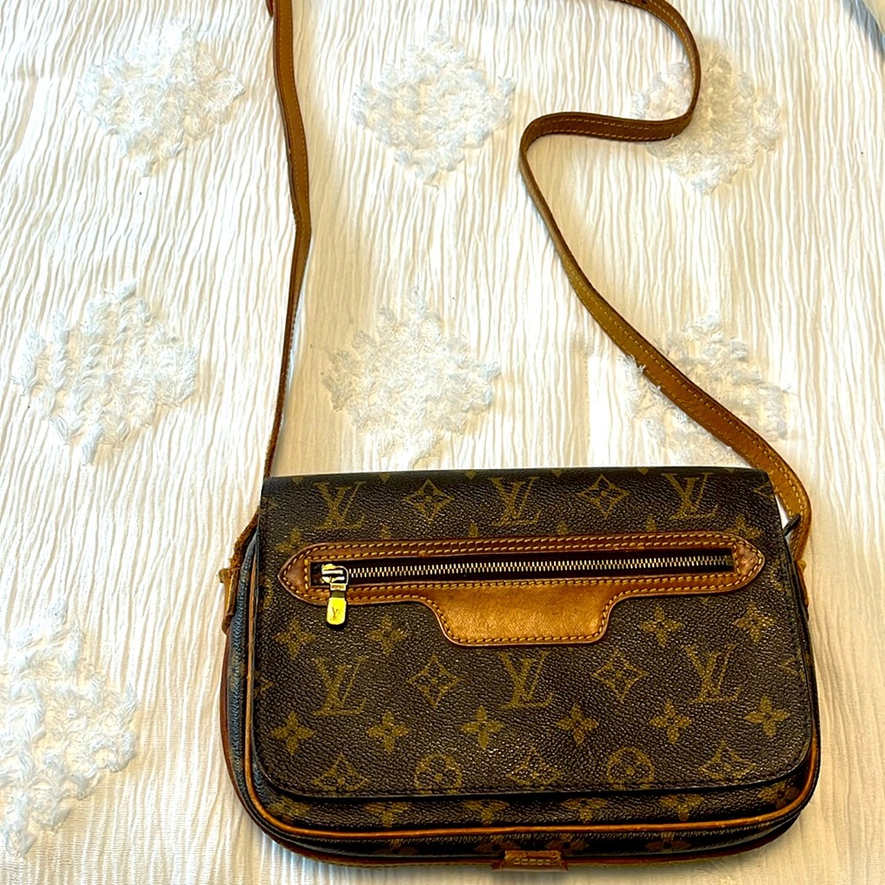 Authentic vintage Louis Vuitton St Germaine bag